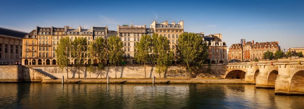 A Day of Heritage and Celebration in the Latin Quarter
